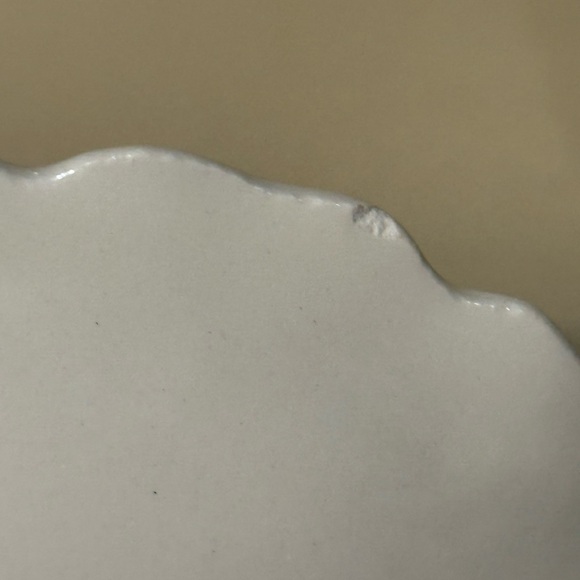 White Scalloped Edge Ceramic Plate River
Expression by Edna Nelson - Picture 5 of 5